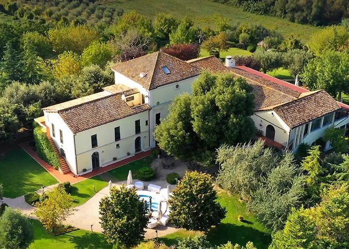 מלון Casale Delle Arti