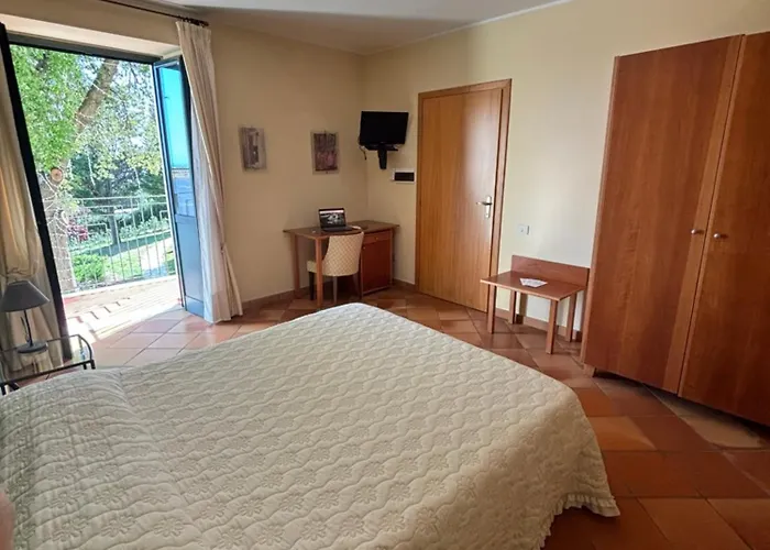 Casale Delle Arti Hotel Mosciano SantʼAngelo