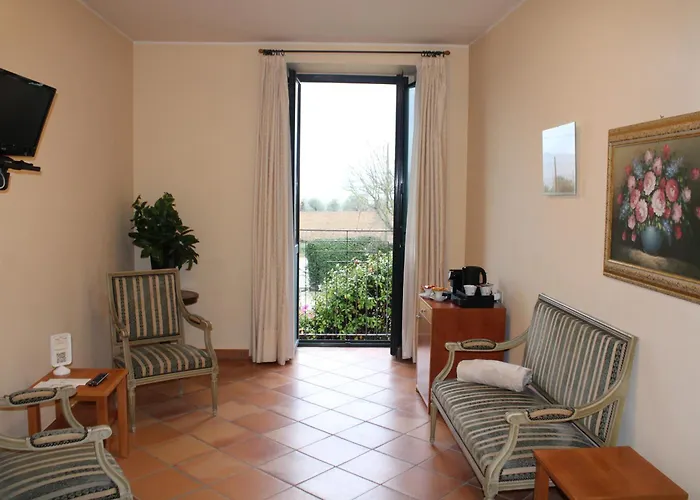 Casale Delle Arti 3* Mosciano SantʼAngelo