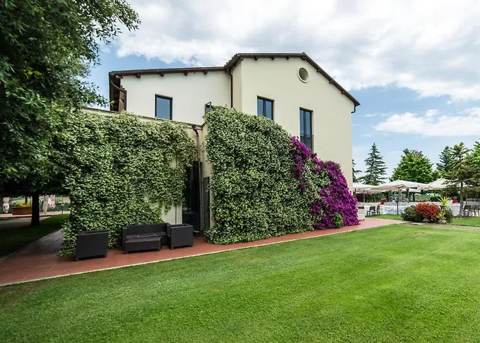 Hotel Casale Delle Arti